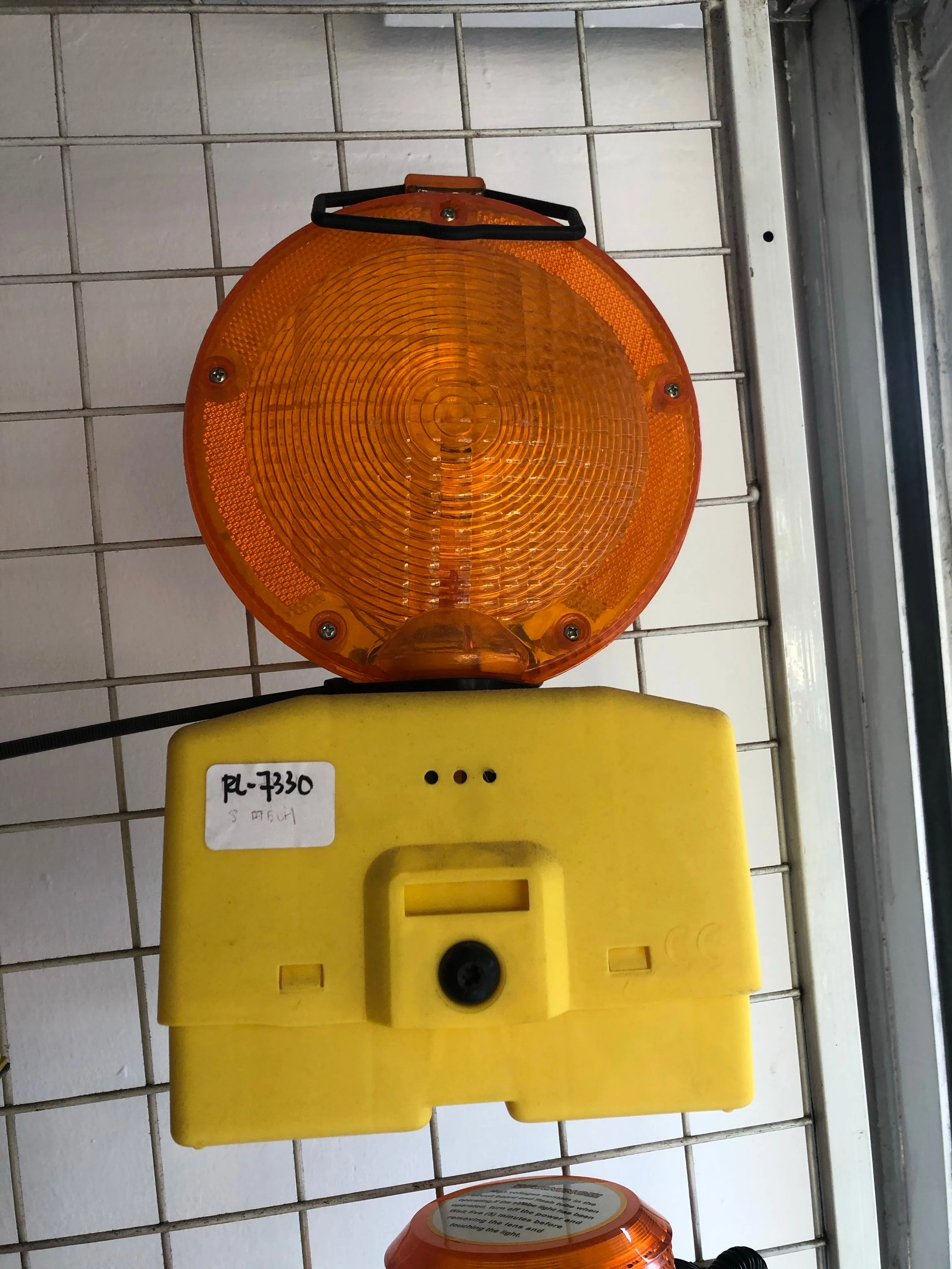Aiko Yellow Circular Road (Warning / Flashing) Light for Barricades | Battery Powered, No Solar | Model : RL-7330