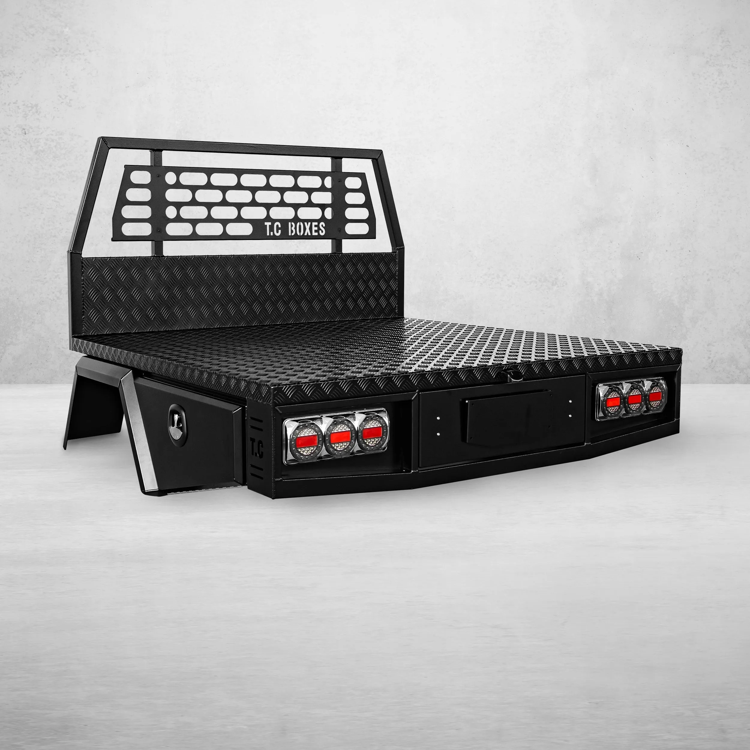 Aluminium Tray w/Headboard 1950mm - Black