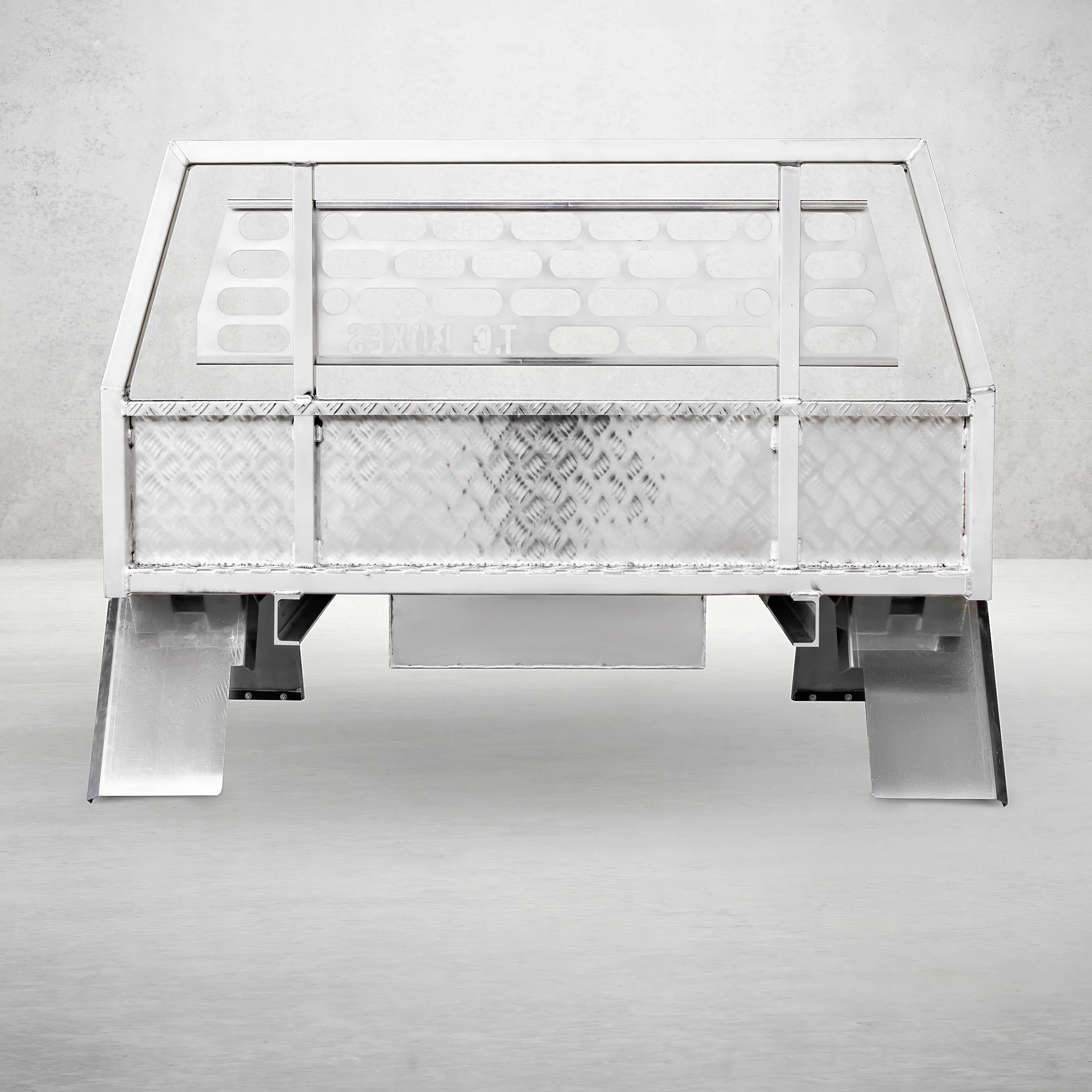 Aluminium Tray w/Headboard 2400mm - Alloy