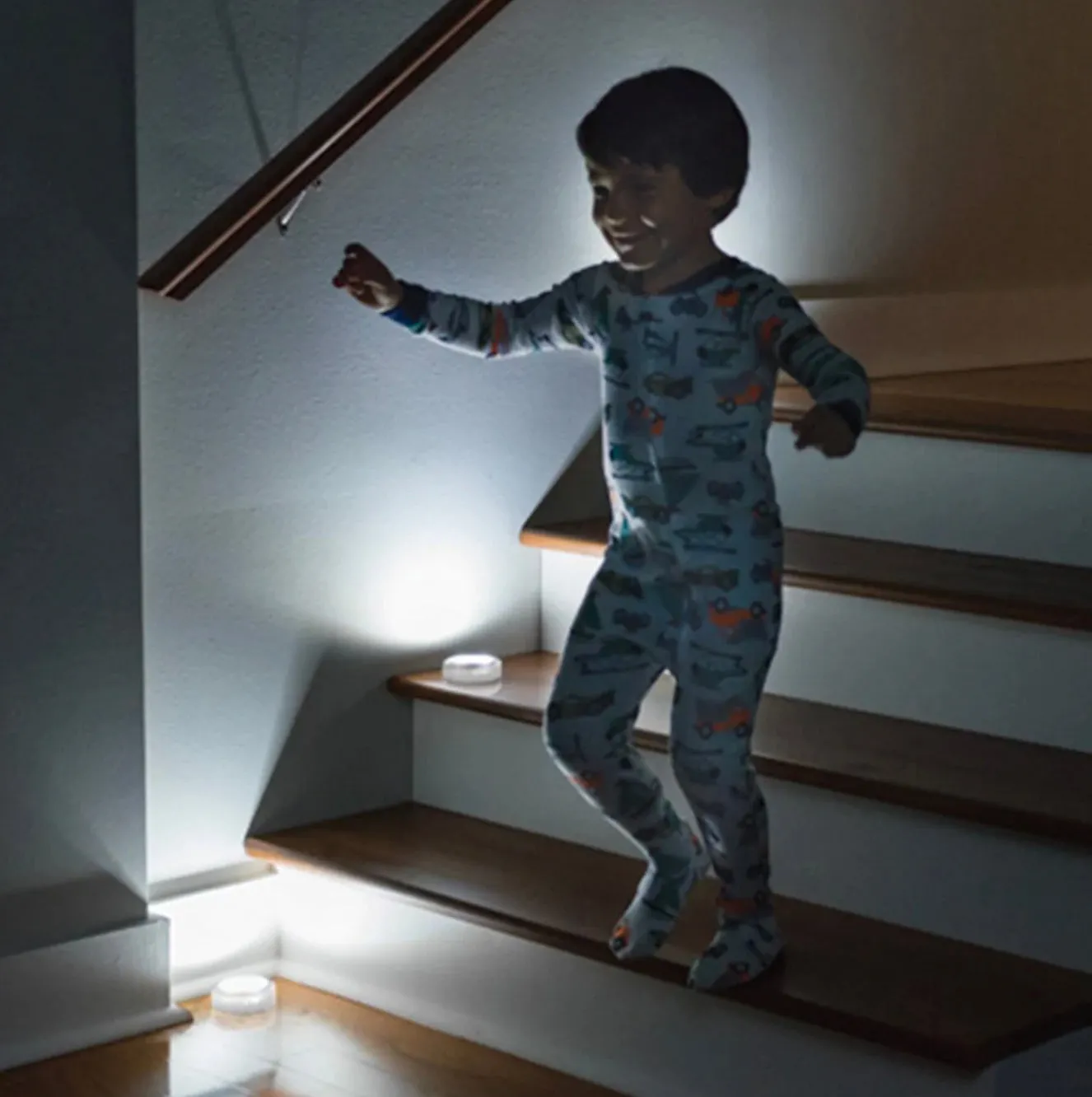 Atomic Beam Tap Lights: Effortless Lighting Solutions (3-Pack)